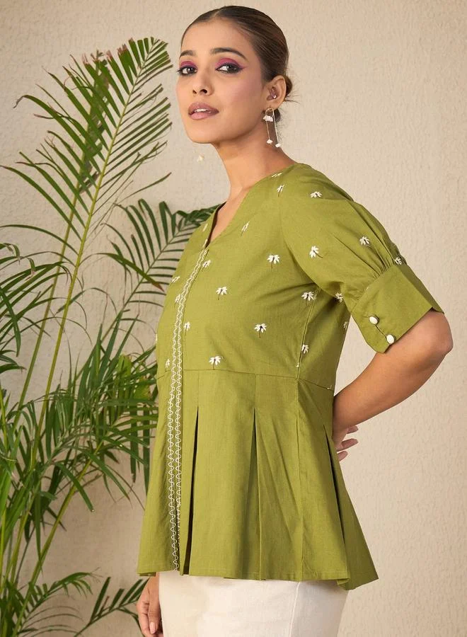 WineRed بلوزة مطوية بصندوق مطرزة